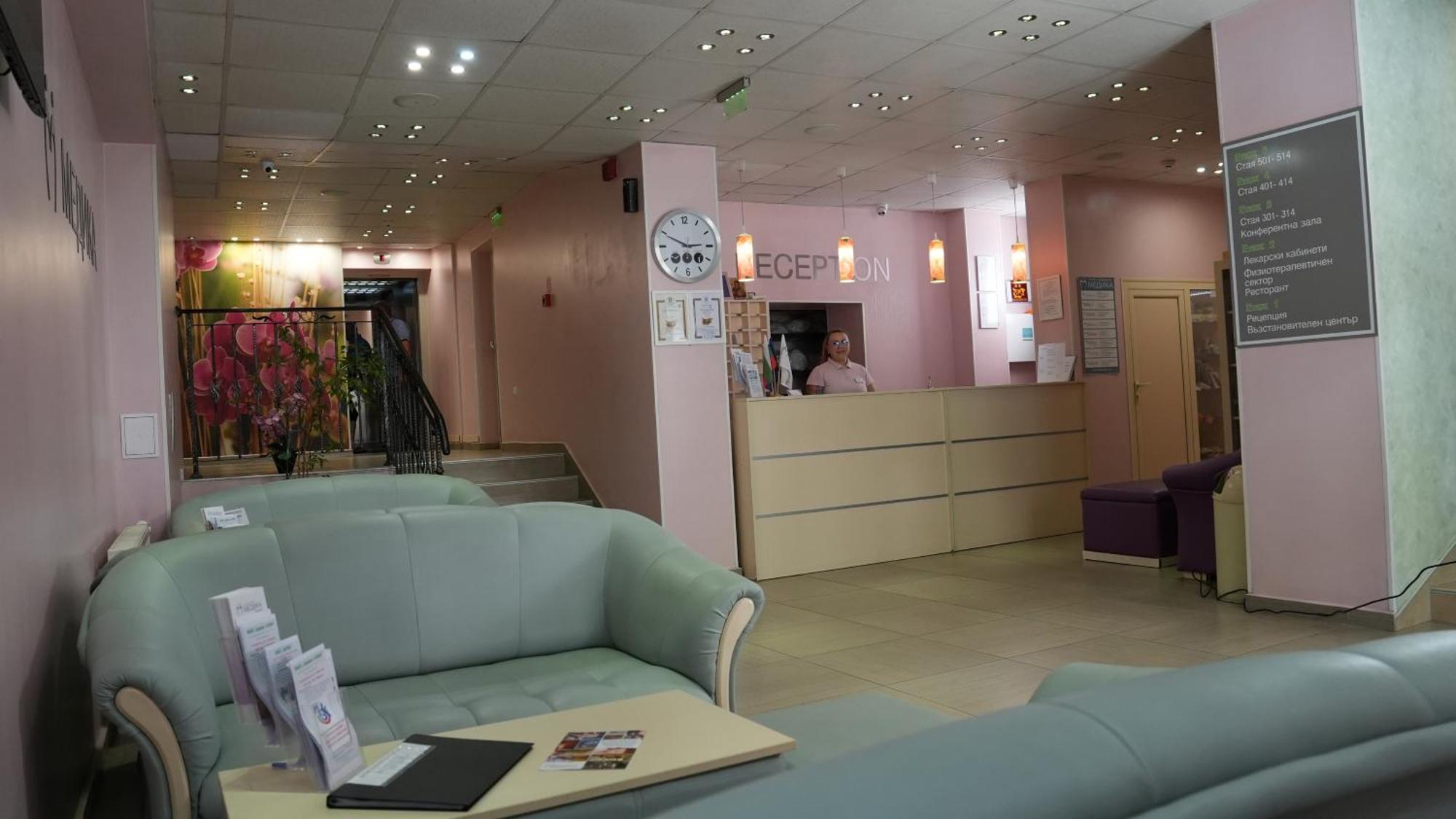 Balneo Comlex Medica Narechen Hotel Narechenski Bani Bagian luar foto
